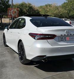 تۆیۆتا کامری